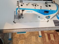 Masini de cusut industriale plus altele