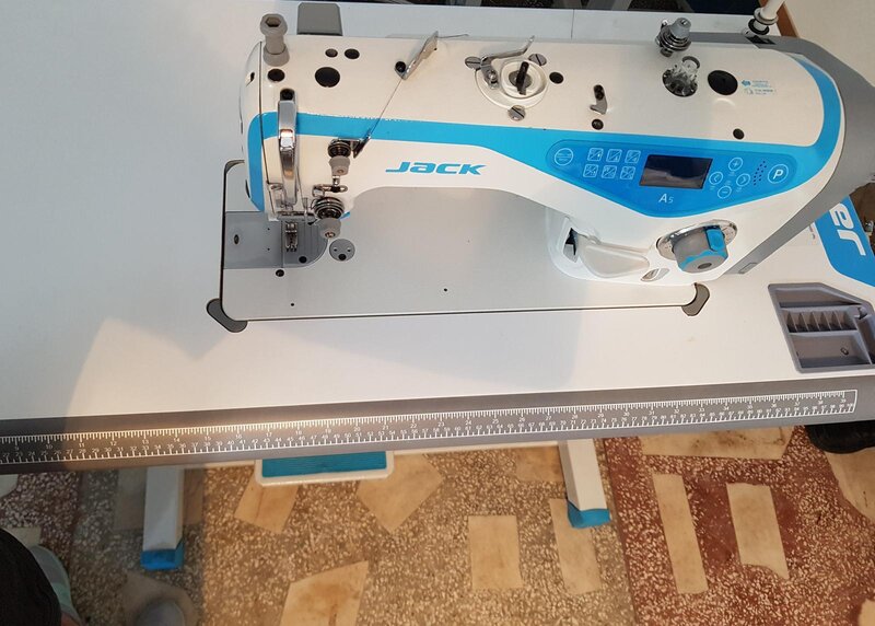 Masini de cusut industriale plus altele
